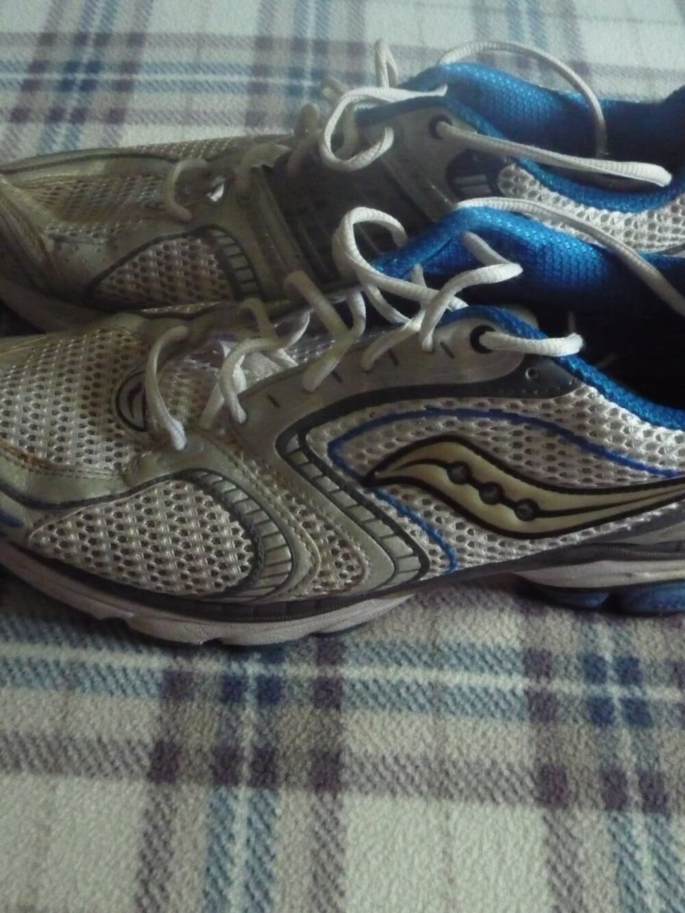Saucony men's shoe, size 13 US